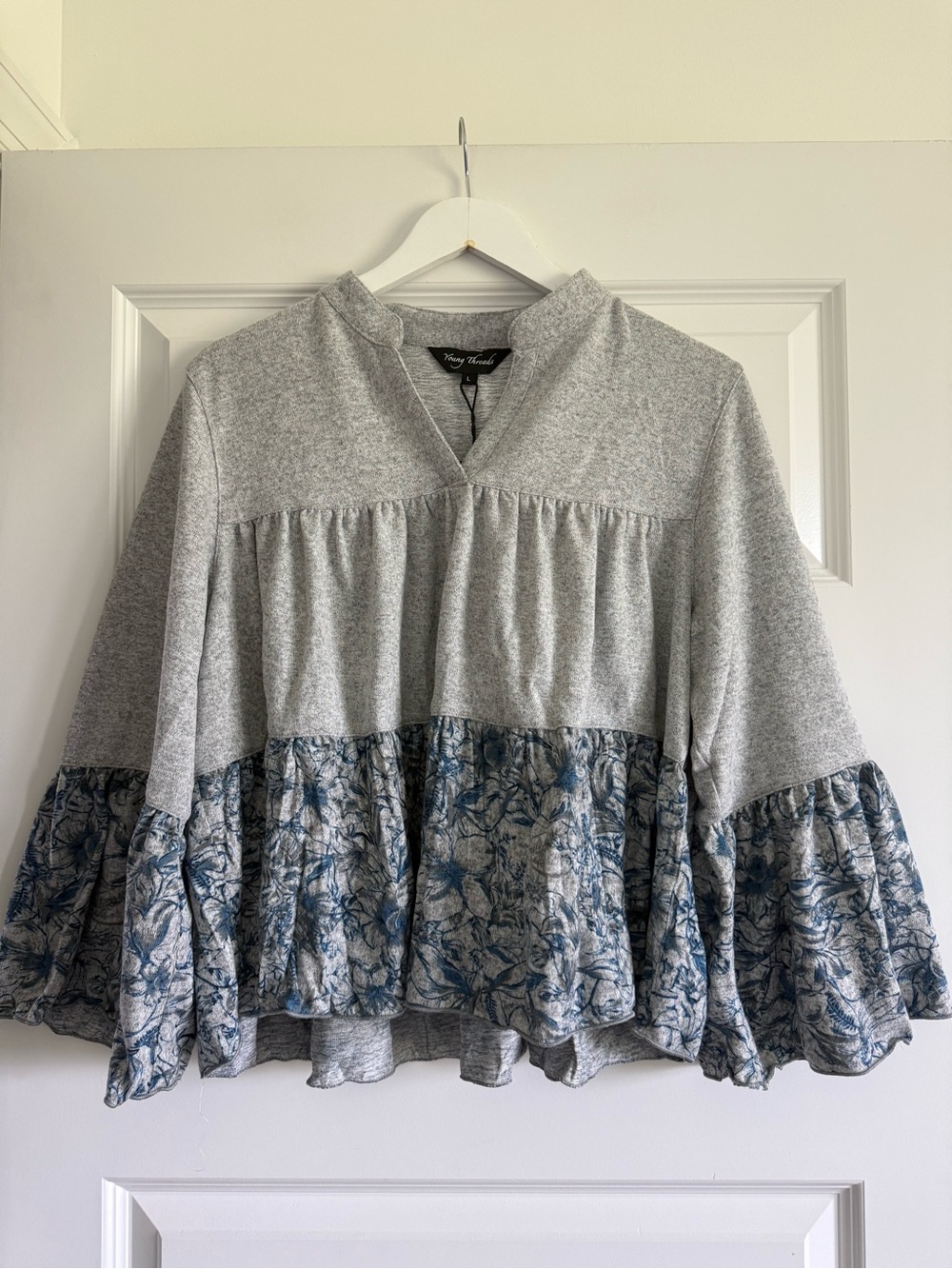 NWT Young Threads Boho Bell Sleeve Blouse Size Large Boutique Top